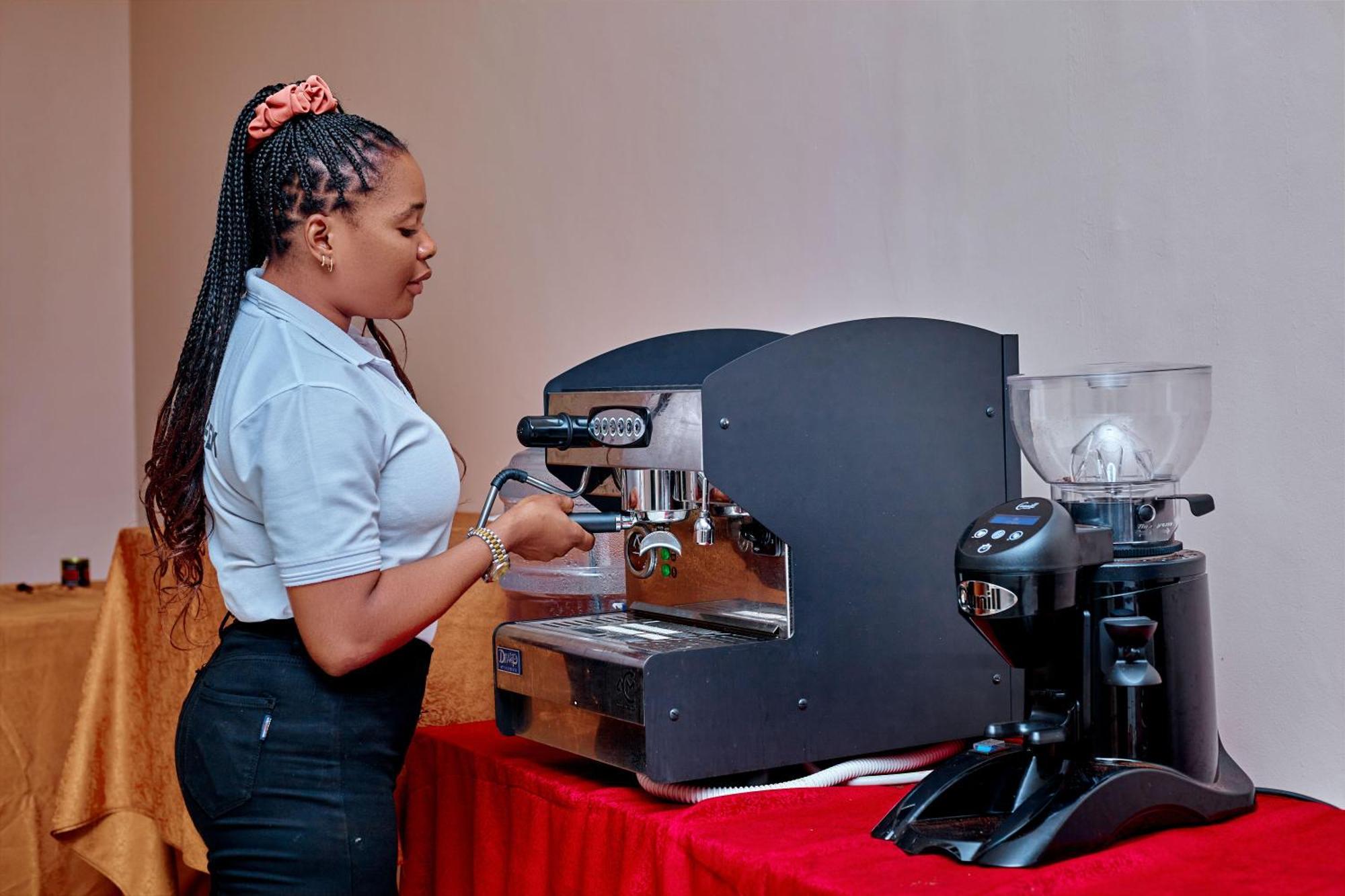 Luwa Evergreen Hotel Mtwara Kültér fotó